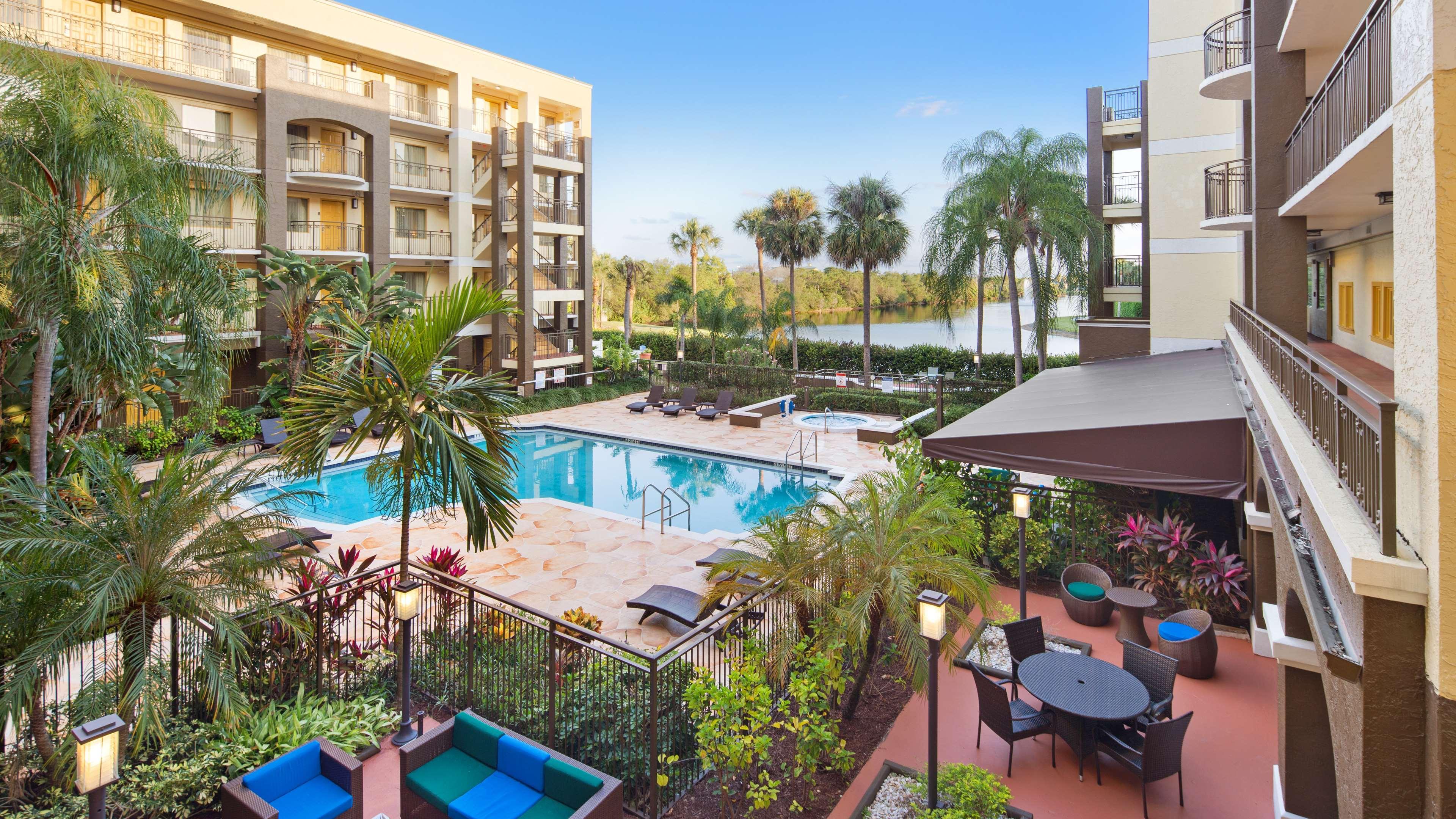 Best Western Plus Deerfield Beach Hotel & Suites Bagian luar foto